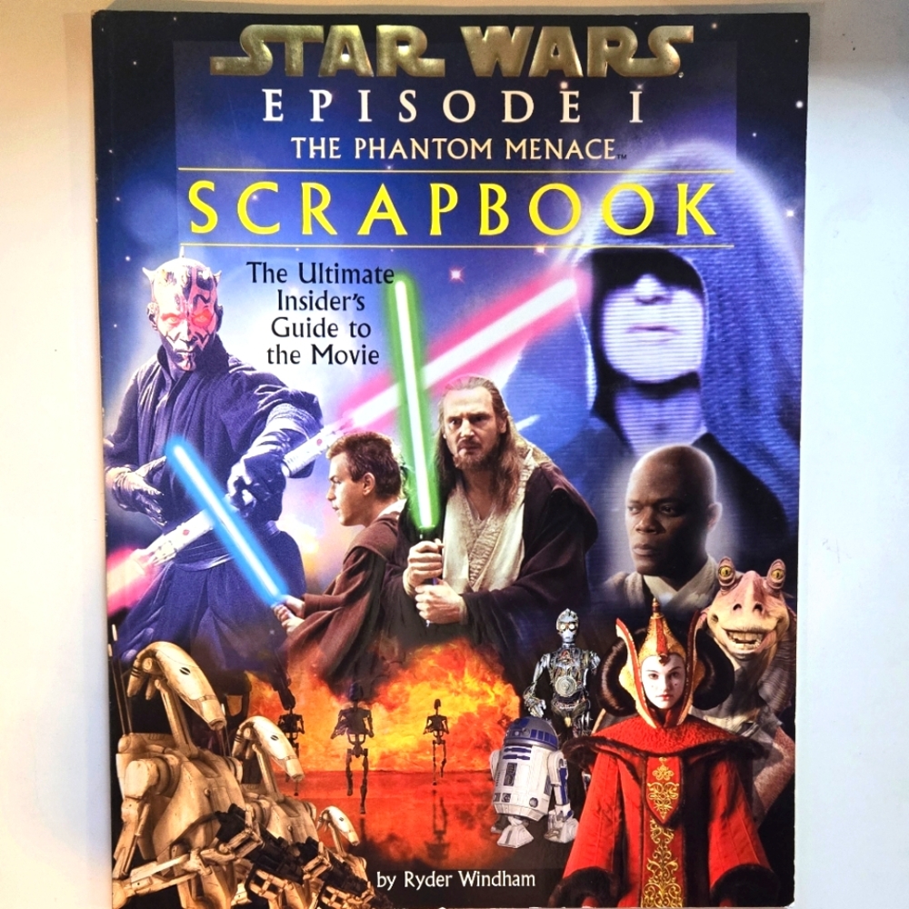 Star Wars Episode 1 -The Phantom Menace Scrapbook